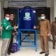 FOTO/ HUMAS PT MIFA BERSAUDARA Penyerahan bantuan PT Mifa Bersaudara bantuan berupa Wastafel Portable untuk Pemerintah Aceh dan KODAM IM, di Banda Aceh, Senin (6/4/2020).