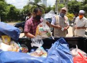 Pejabat Pemerintah Aceh Serahkan Bingkisan untuk Tenaga Medis Covid-19