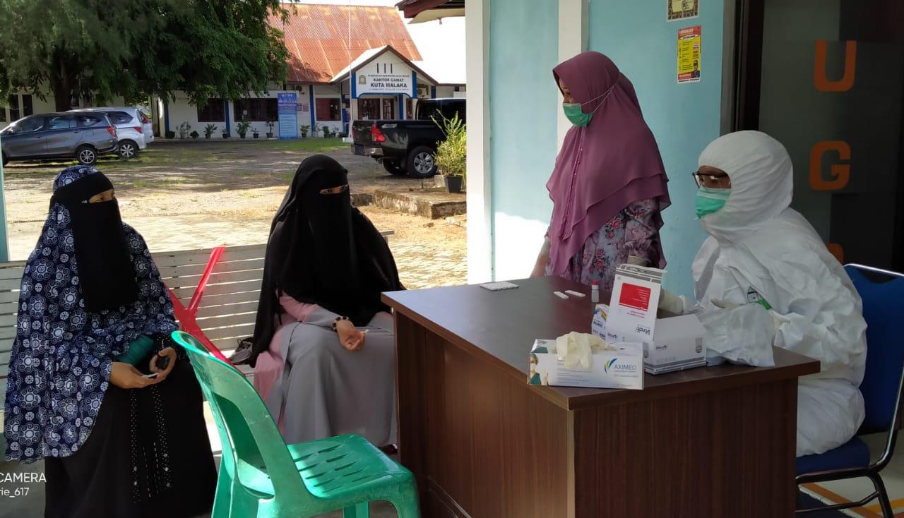 Rapid test santri Ponpes Al Fata Magetan di Puskesmas Kuta Malaka