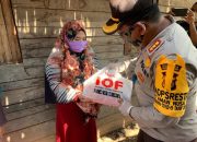 Polresta Banda Aceh dan IOF Aceh Bagi Sembako