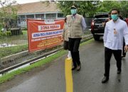 Plt Gubernur Aceh Tinjau Ruang Isolasi Pasien Covid-19 yang Tergenang Banjir
