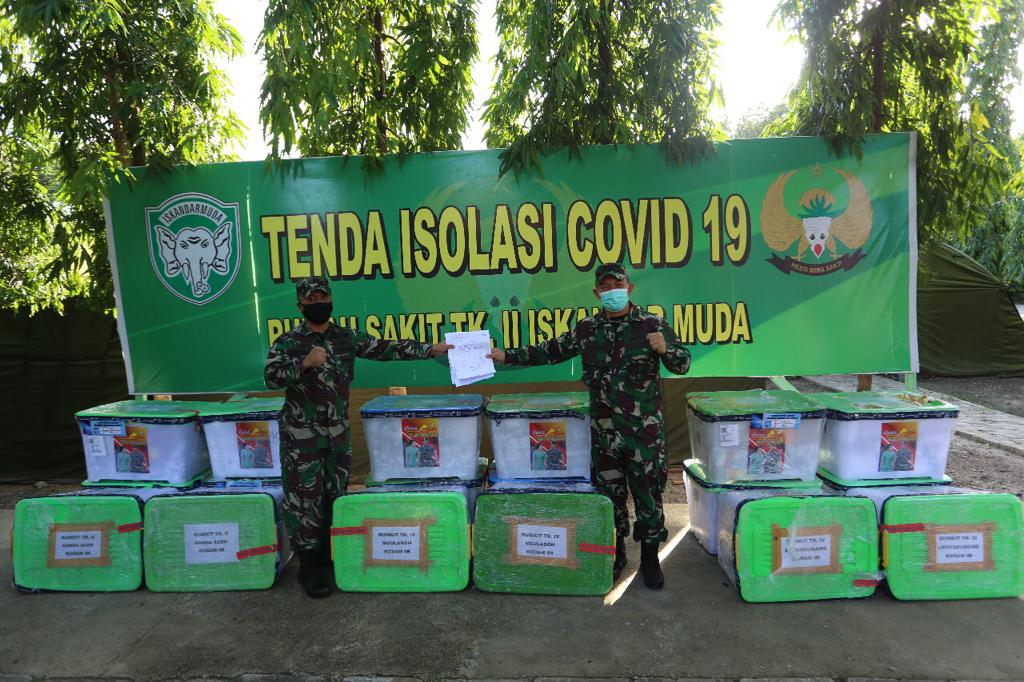 FOTO/ PENDAM IM Panglima Kodam Iskandar Mayjen TNI Hassanudin S.I.P, M.M yang diwakili oleh Waaslog Kasdam IM Letkol Inf Eka Oktavian Wahyu Cahyono menerima bantuan Matkes Penanggulangan Covid 19 dari Kasad, Rabu (27/5/2020)