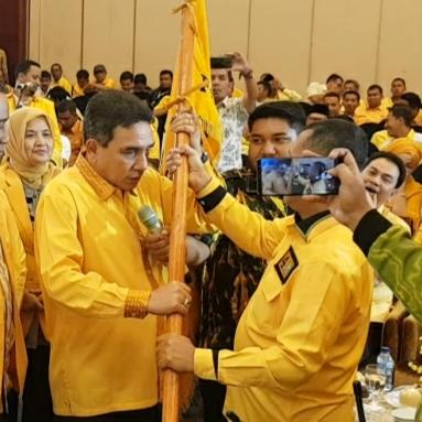 Ketua Partai Golkar Aceh T M Nurlif usai terpilih secara aklamasi dalam Musda partai Golkar Aceh di Hermes palace hotel beberapa waktu lalu