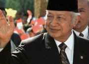 Pak Harto dan Malaikat Lewat