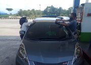 Pertamina : Enam Ribuan Mobil Mewah Rela Pasang Stiker BBM Bersubsidi