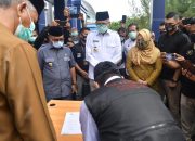 Gubernur Nova Antar Vaksin Covid-19 ke Simeulue Via Kapal Aceh Hebat 1