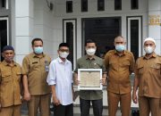 Ketua DPRK Banda Aceh Sambangi Rumoh Manuskrip Aceh Milik Cek Midi