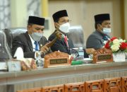 Wakil Ketua DPRK Banda Aceh Isnaini Husda Pimpin Paripurna Jawaban Wali Kota atas Pandangan Fraksi 