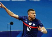 Gara-gara Jarang Dioper, Mbappe Akui Sempat Berselisih dengan Giroud