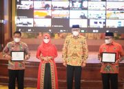 Wali Kota Banda Aceh Terima Penghargaan KLA 2021 dari Gubernur Aceh