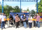 Dukung Peningkatan Ekonomi Masyarakat Sekitar, PT Solusi Bangun Andalas Resmikan Doorsmeer Bangun Bersama