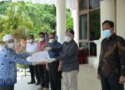 173 ASN Aceh Selatan dan Abdya Terima SK Kenaikan Pangkat dan Pensiun dari Sekda