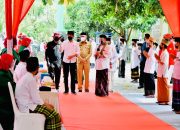Presiden Tinjau Langsung Vaksinasi Door to Door dan Dayah di Aceh
