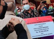 Mensos Bantu Peralatan Coffee Shop Untuk Disabilitas Banda Aceh
