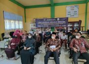 Disdukcapil Serahkan KTP dan KIA di SLB Negeri Banda Aceh