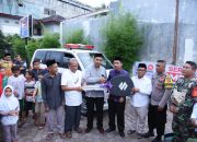 Ketua DPRK Banda Aceh Serahkan Ambulan untuk Warga Gampong Keuramat