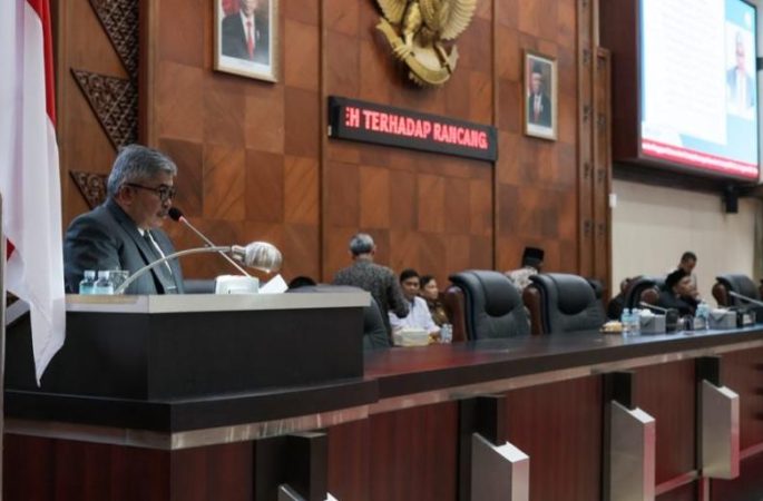 Sekda Aceh Sampaikan Tanggapan Gubernur Atas Pendapat Banggar DPRA
