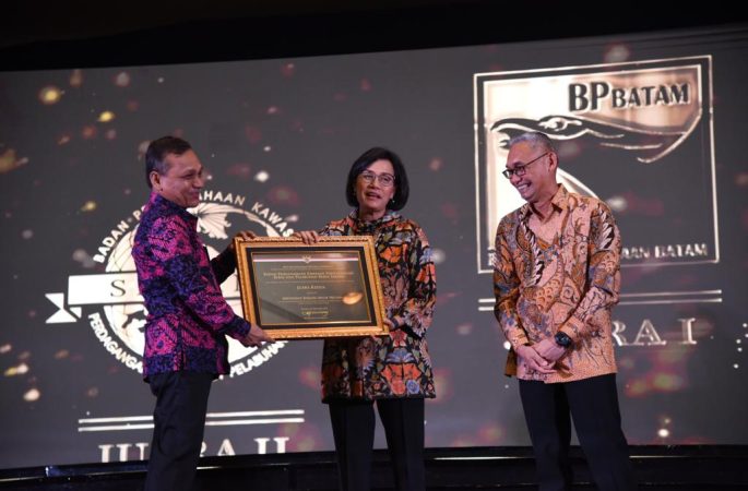 BPKS Terima Anugerah Reksa Bandha 2022.