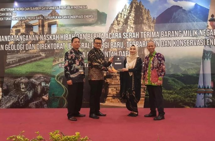 Pemerintah Aceh Terima SK Penetapan Kawasan Alam Karst Aceh Tamiang dari Menteri ESDM