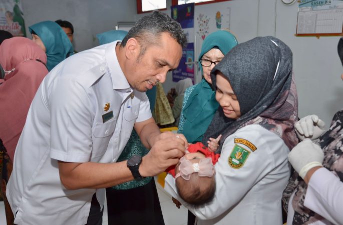 Kompak, Pj Wali Kota bersama Pj Ketua TP PKK Sabang Kunjungi Posyandu Iboih