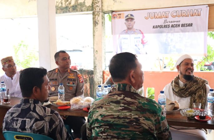 Kapolres Dengar Curhat Masyarakat Empat Kecamatan di Aceh Besar