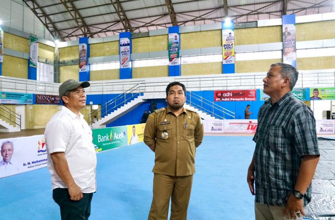 Pj Bupati Aceh Besar Tinjau Persiapan Turnamen Bolavoli di JSC Jantho