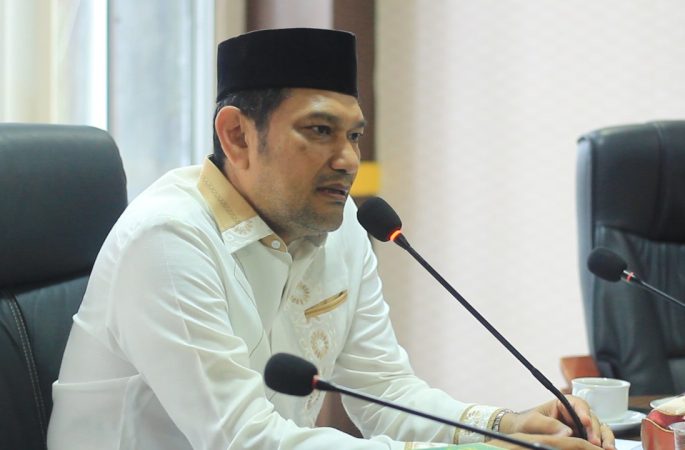Ketua Komisi I DPRK Minta Instansi dan Lembaga Vertikal Salurkan Zakat melalui Baitul Mal Banda Aceh