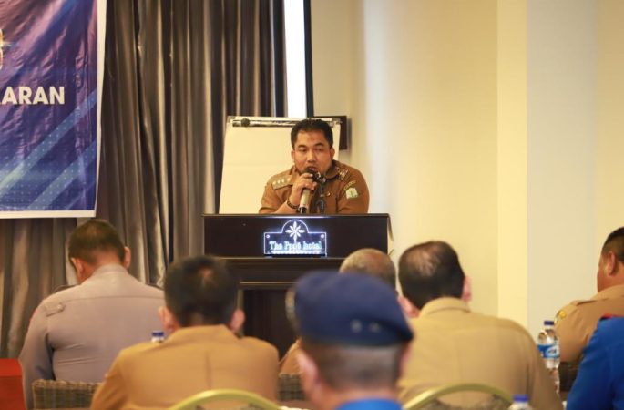 Pj Bupati Aceh Besar Buka Bimtek Peningkatan Kapasitas Personil Pemadam Kebakaran