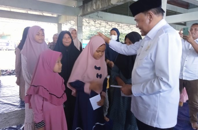 Senator RI Abdullah Puteh Hadiri Peringatan 18 Tahun Tsunami di Lampulo