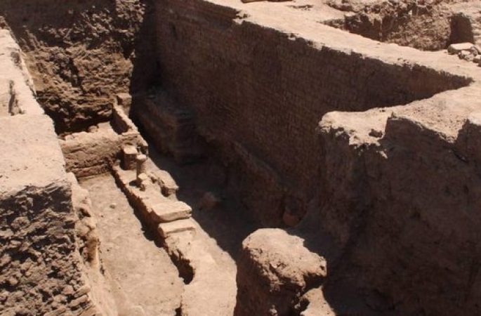 Kamar Mandi Berusia 1.400 Tahun Ditemukan di Mesir, Isinya Mengejutkan