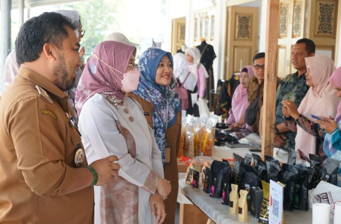 Dirjend IKMA Tinjau Sentra Dekranasda Aceh Besar