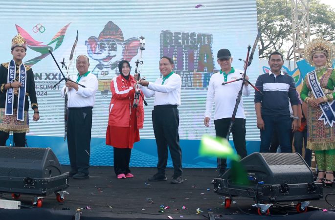 Menpora Resmikan Gajah Putih Jadi Maskot PON XXI Aceh-Sumut