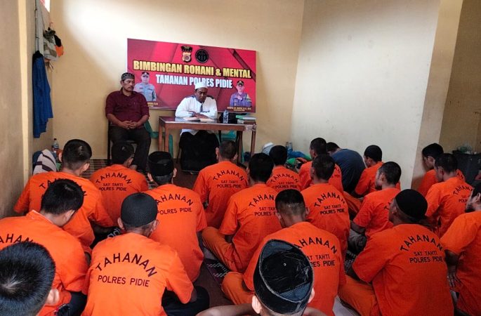 Tahanan Polres Pidie Ikuti Binrohtal