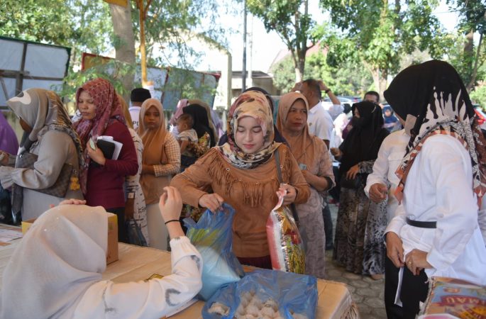 Warga KBJ Serbu Pangan Murah