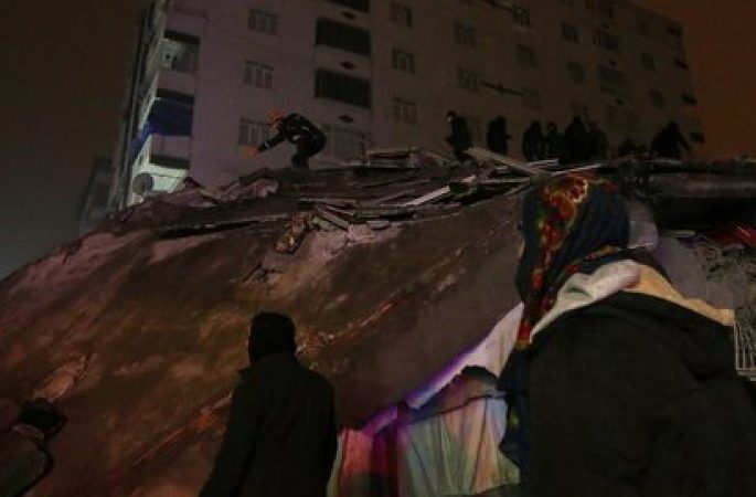 Korban Tewas Gempa Turki Diprediksi Bisa Tembus 10.000 Jiwa