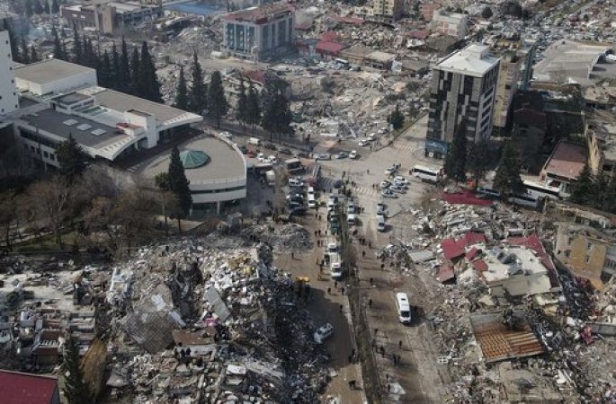 Tangis Pilu Tim Rescue Korban Gempa Turki, Disebut Lebih Buruk dari Pemboman Syria