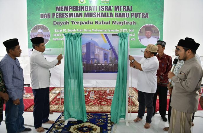 Diiringi Takbir dan Shalawat Rasul, Pj Bupati Resmikan Meunasah Santri Babul Maghfirah