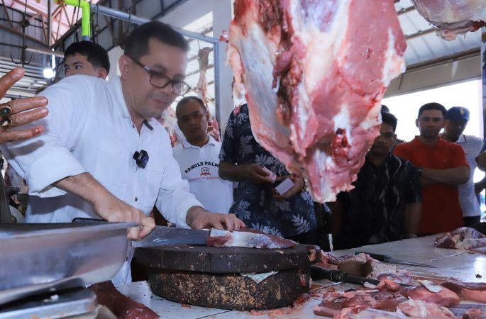 Untuk Perdana, Pemko Banda Aceh Gelar Operasi Pasar Daging Meugang