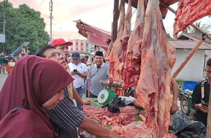Daging Lembu Aceh Jadi Pilihan Senator Abdullah Puteh di Hari Megang