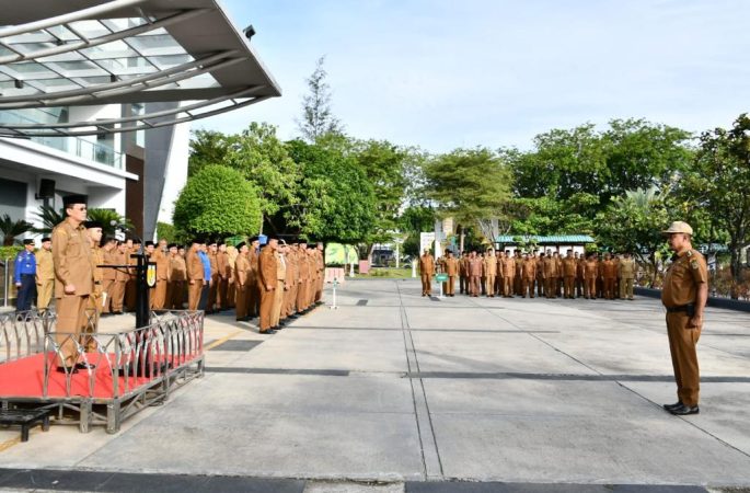 Sekdako Banda Aceh Pimpin Apel Gabungan Juni