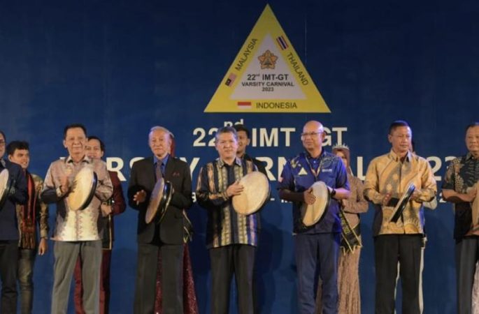 Pj Gubernur Hadiri Pembukaan Event IMT-GT di USK