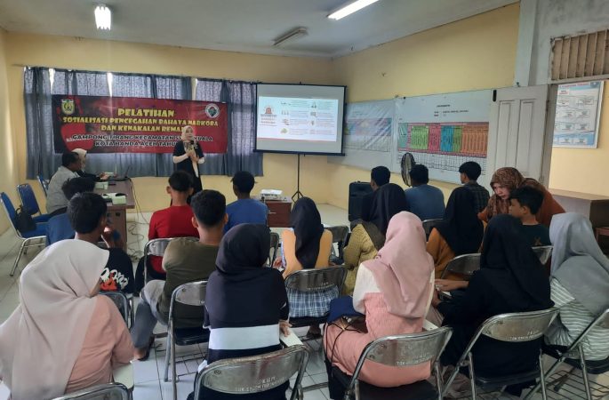 Remaja Garda Terdepan Bangun Gampong Bersinergi Bersama BNNK Banda Aceh