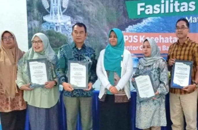 RSUD Aceh Besar Raih Penghargaan Terbaik II Pemanfaatan Antrian Online Mobile JKN 