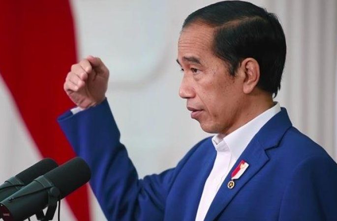 Jokowi Targetkan Harga Beras Turun dalam 2 Minggu ke Depan