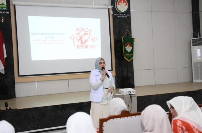 dr. Ariza Farizca Isi Seminar Kesehatan Jantung Digelar DWP Aceh