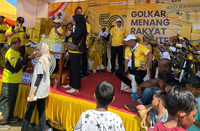 Ribuan Peserta Ramaikan Fun Walk HUT ke-59 Golkar di Bireuen