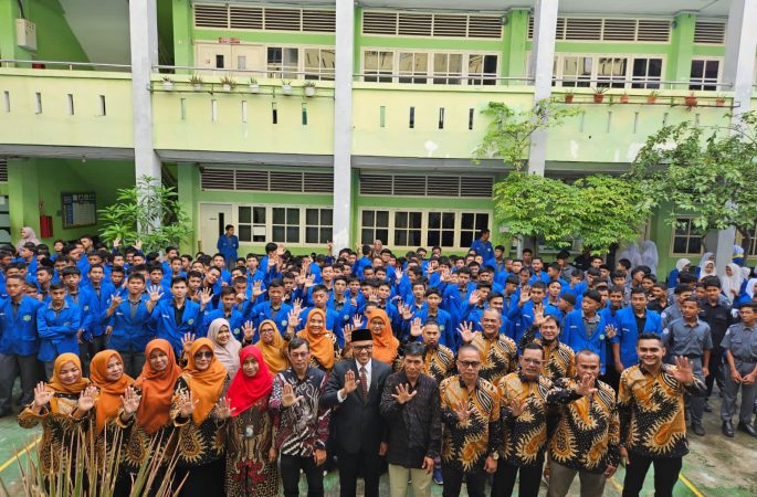 Terpilih Ketum IKABA STIMA-SMTI, Ir Husainy Resmi Dilantik