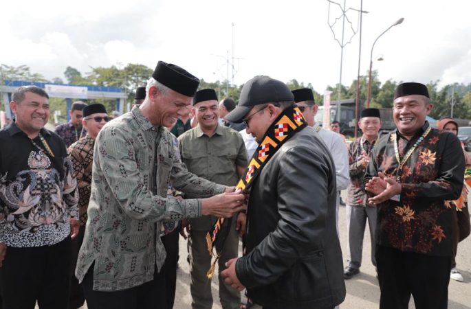 Sekda Simeulue Sambut Kedatangan Pj Bupati Aceh Besar
