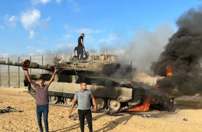 Dalam 48 Jam Hamas Hancurkan 20 Tank dan Kendaraan Lapis Baja Israel