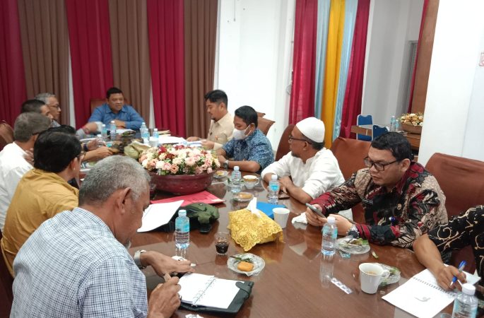 Sekda Sulaimi Terima Audiensi Sekretariat KIP Aceh Besar